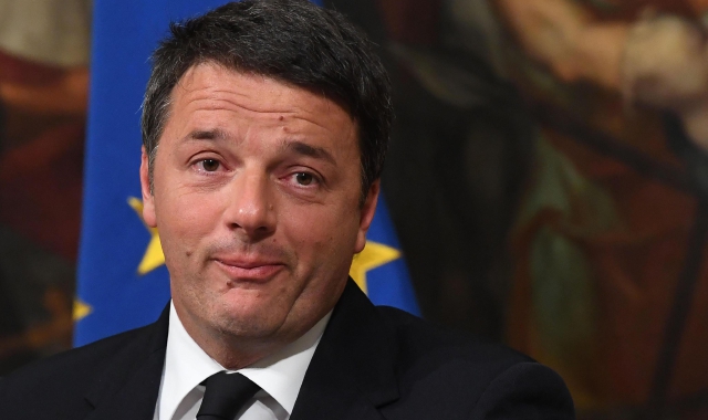La conferenza stampa di Matteo Renzi da Palazzo Chigi (Ansa)