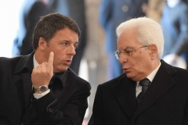 Mattarella chiede a Renzi rinviare dimissioni dopo ok manovra -2-