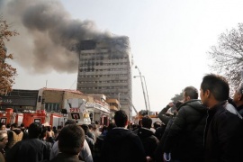 Iran, crollo palazzo a Teheran: 