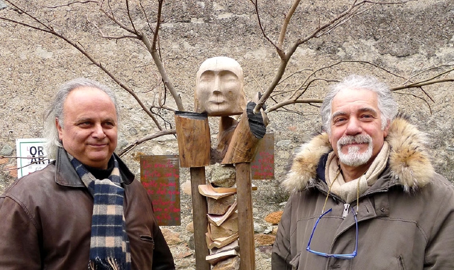 Il poeta Gaetano Blaiotta e  lo scultore Giorgio Presta  e nell’Orto d’Arte a Varese