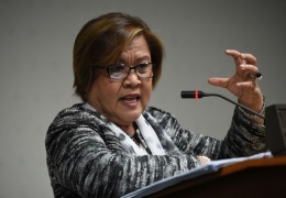 Filippine, senatrice contro Duterte: presidente è 