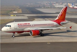India, politico colpisce steward Air India con 25 pantofolate