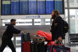 United Airlines cambia regole su imbarco dipendenti dopo scandalo