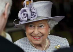 Gb, la regina Elisabetta compie oggi 91 anni