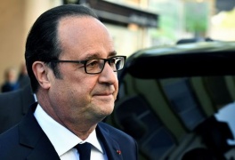 Francia, presidente Hollande ha chiamato Macron per congratularsi