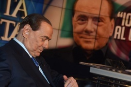 Berlusconi in ospedale Milano: punti a labbro, a breve dimissioni