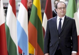 Francia, Hollande: chi non vuole Le Pen scelga Macron