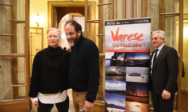 Tilda Swinton e Luca Guadagnino a Varese durante le riprese di Suspiria 