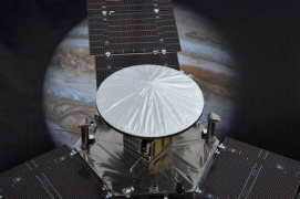 Juno ha osservato giganteschi cicloni ai poli di Giove