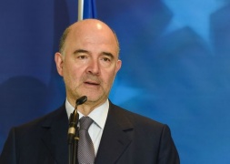 Moscovici: Padoan si fidi di noi, Commissione pronta allo sconto