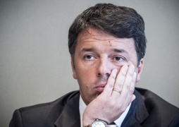 Nel Pd assedio a Renzi, nel mirino la candidatura a premier