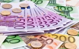 Euro sale su dollaro al top dei 15 mesi, Draghi e Yellen docent