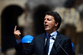 Renzi: Berlusconi unisce? Dovrà scegliere tra Ppe e Salvini