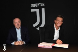 Ufficiale il passaggio di Bernardeschi alla Juventus