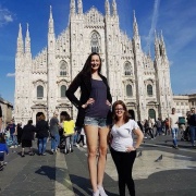 Una modella russa ha le gambe più lunghe al mondo: 132 cm
