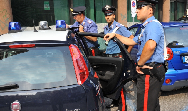 I rapinatori sono stati arrestati dai carabinieri di Legnano (Archivio)