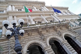 Bankitalia: banche italiane meno redditizie e con costi elevati