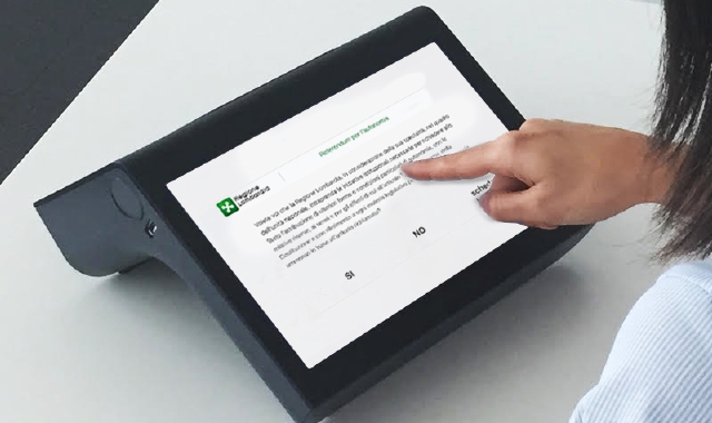 I tablet utilizzati per i referendum saranno poi consegnati alle scuole lombarde