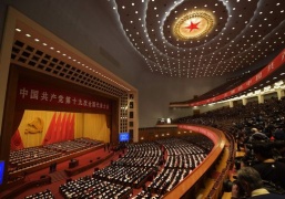 Cina, Partito Comunista inserisce Xi in Costituzione come Mao