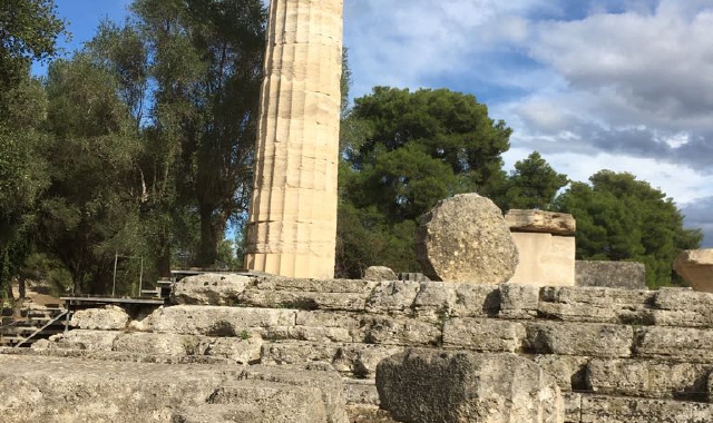 I resti di un tempio a Olimpia 