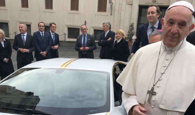 Papa Francesco con la delegazione degli Amici di Centrafrica