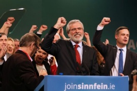 Nordirlanda, Gerry Adams lascerà guida Sinn Fein nel 2018