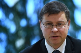 Pensioni, Dombrovskis: Italia deve attenersi alle riforme decise