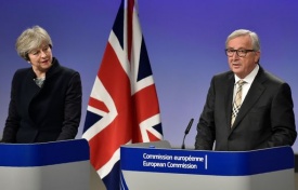 Brexit, portavoce Juncker: stiamo facendo progressi nei colloqui