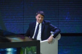 Renzi: centrodestra ipocrita, litiga ma unito giorno elezioni