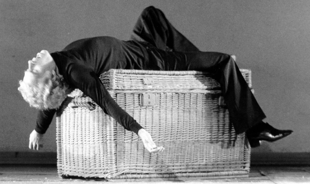   Giorgio Strehler (1977, foto Luigi  Ciminaghi, Archivio del Piccolo Teatro)