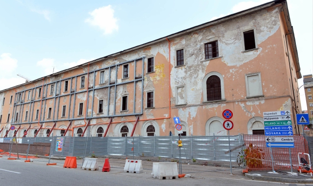 Uno dei due “teloni” finalisti ornerà la facciata dell’ex caserma Garibaldi