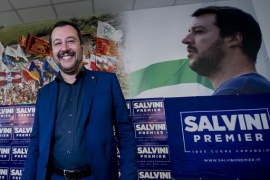 Elezioni, flat tax di Salvini costa 38 mld. Brindano partite Iva