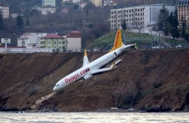 Aereo turco sulla scogliera, pilota: improvviso aumento potenza