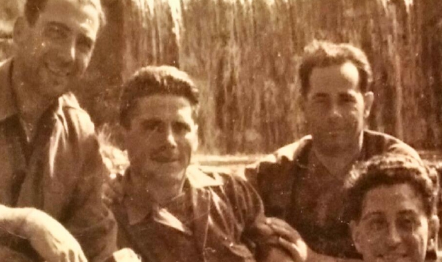 Stefano Monetti ( terzo da sinistra e anche nella foto a lato) in uno scatto dell’epoca