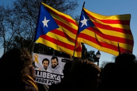 Ex leader Catalogna Puigdemont: posso governare dal Belgio