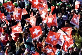 La Svizzera si infiamma su canone radio-tv, si voterà il 4 marzo
