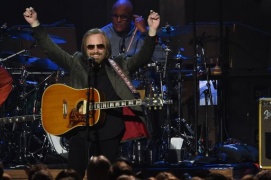 Il cantante Tom Petty è morto per overdose di farmaci analgesici