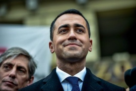 M5s, Di Maio a Berlusconi: decine di imprenditori candidati M5S
