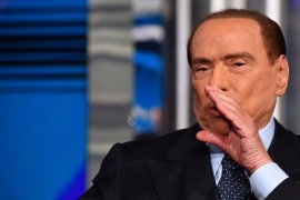 Berlusconi insiste: M5s setta pericolosissima, Fi l'unico argine