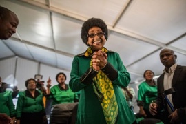 Sudafrica, Winnie Mandela ricoverata per infezione renale