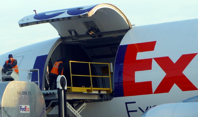 Fedex, sciopero a Cargo city