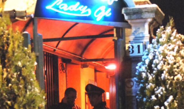 Uno dei night finiti sotto sequestro dopo il blitz della polizia nel 2005