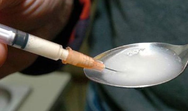 Overdose fatale a casa dell’amica