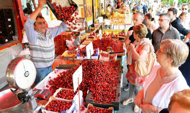 Sagre, concerti, arte. E sole