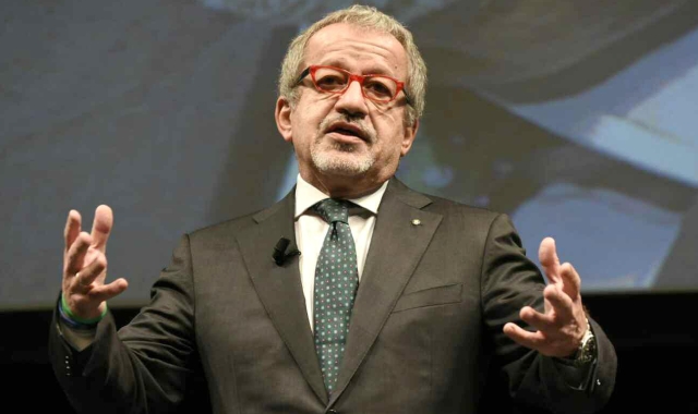 L’ex ministro dell’Interno e presidente della Regione Lombardia Roberto Maroni (Archivio)