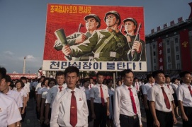 Ritirati in Corea del Nord i souvenir di propaganda anti-Usa