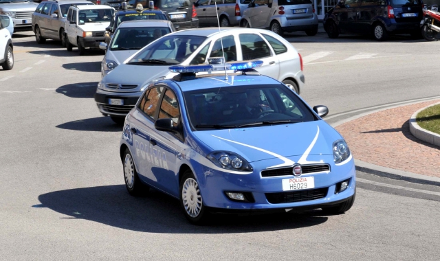 Minorenne palpeggiata: uomo nei guai