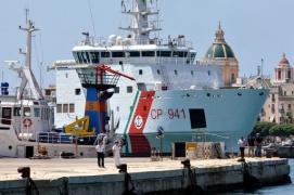 Diciotti, ancora stallo per nave a porto Catania con 177 migranti