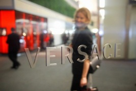 Rumors su Versace, a un gruppo americano per 2 mld di dollari