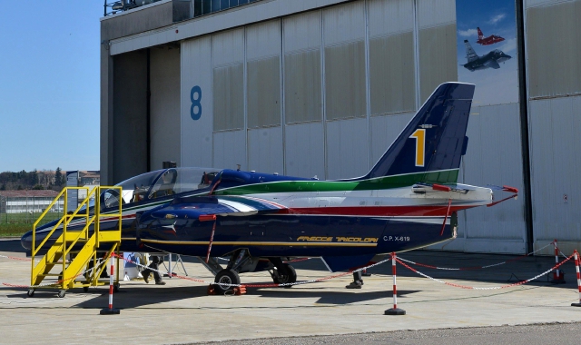 Un esemplare di M-346